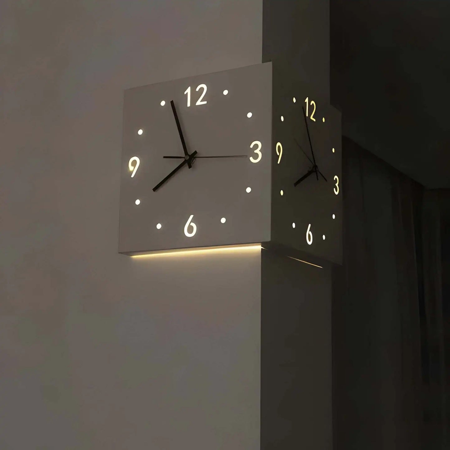 Warm Welcome Decor Corner Modern Luminous Wall Clock