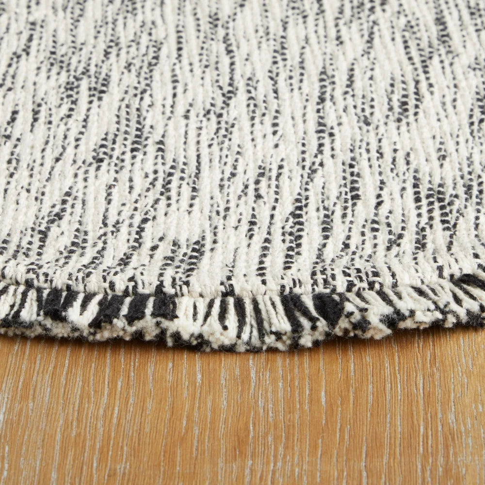 Warm Welcome Decor Stripe Fringe Cotton Placemat Round