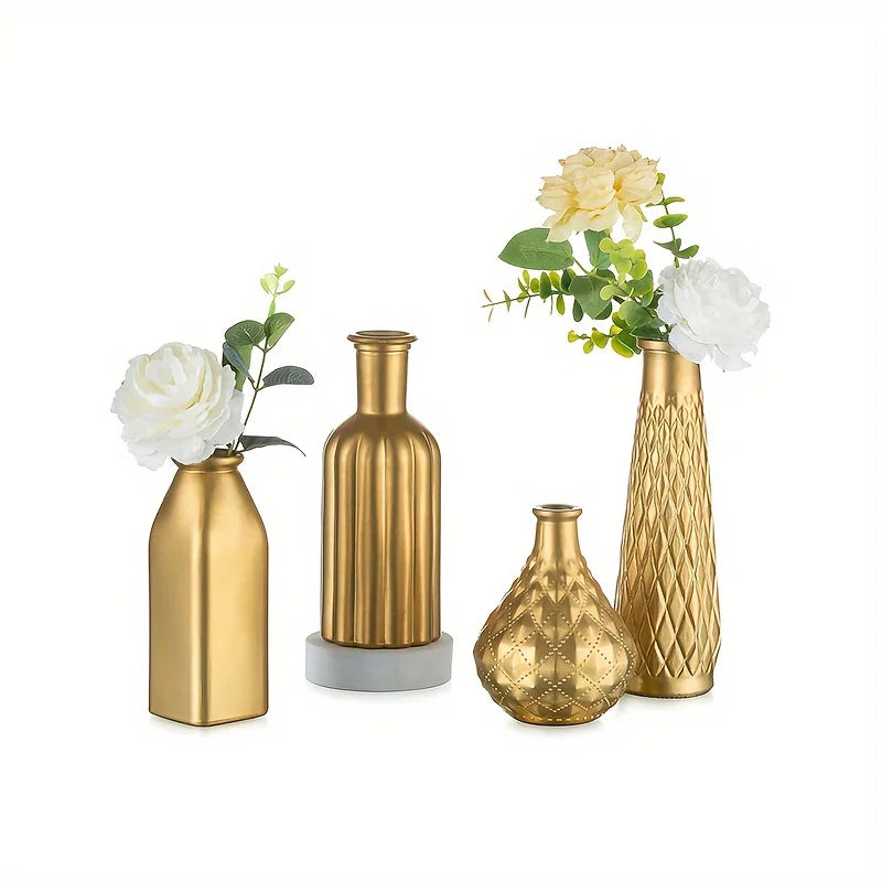 Warm Welcome Decor Cylindrical Glass Vase With Gilded Finish