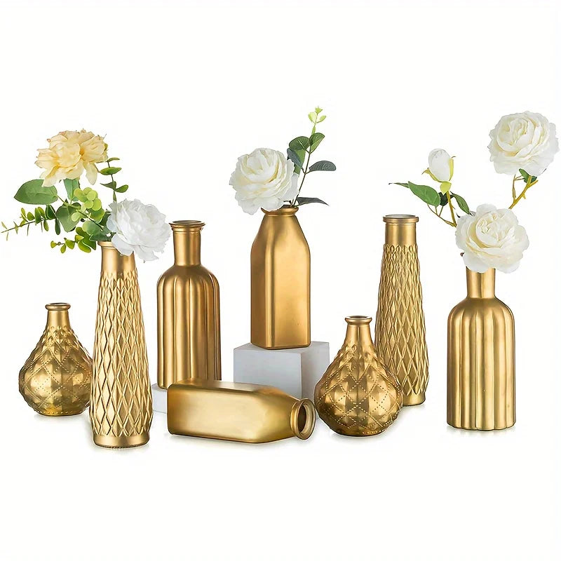 Warm Welcome Decor Cylindrical Glass Vase With Gilded Finish