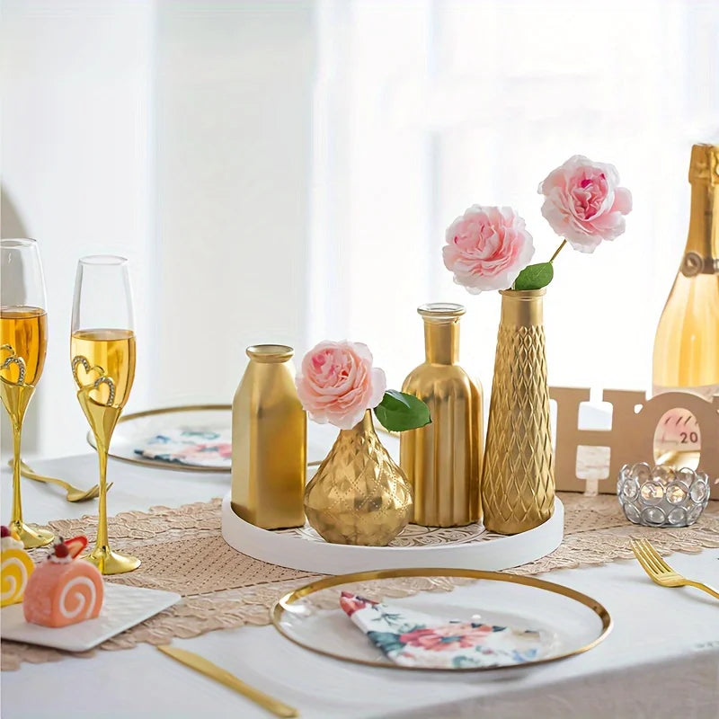 Warm Welcome Decor Cylindrical Glass Vase With Gilded Finish