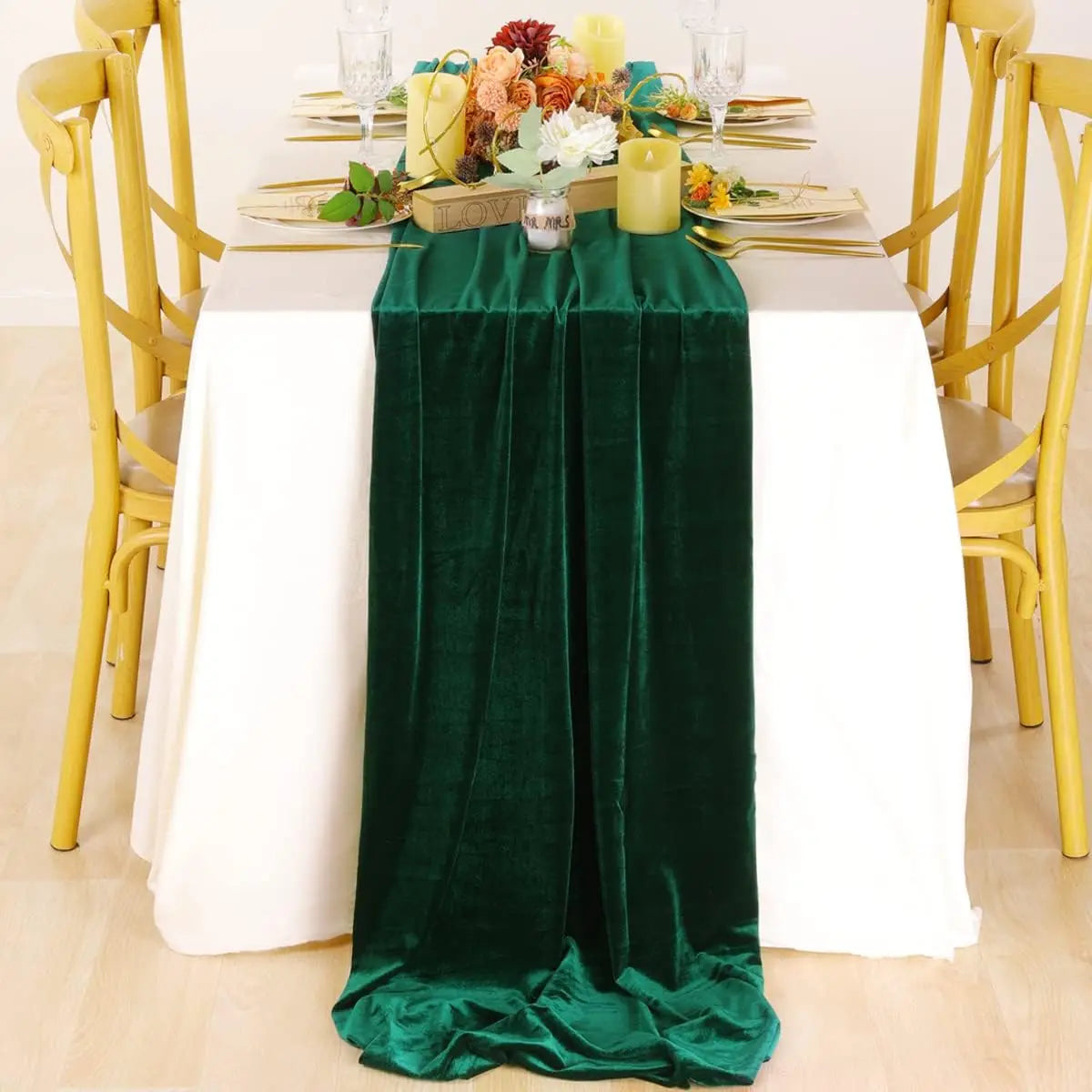 Warm Welcome Decor Velvet Table Runner For Wedding